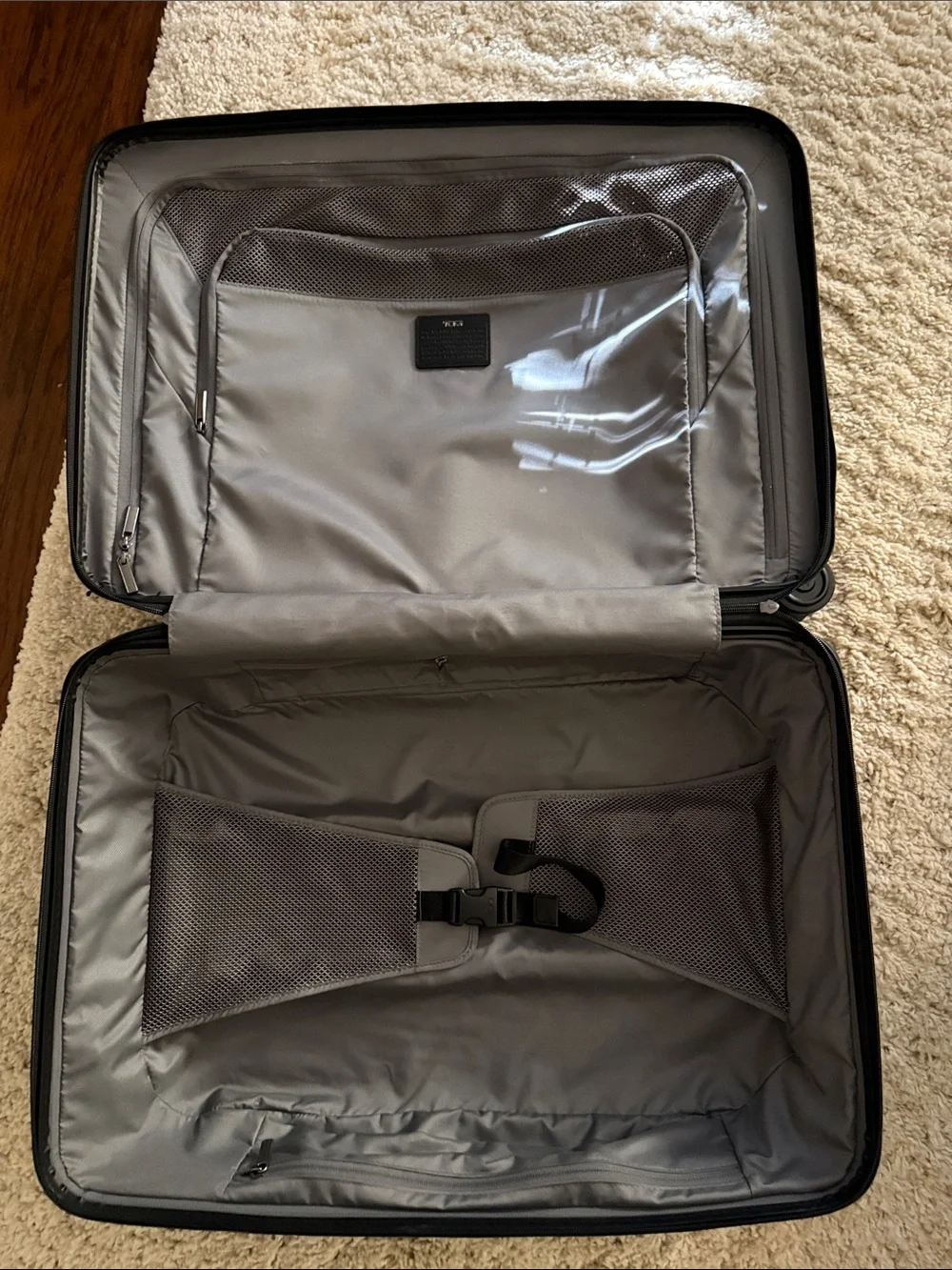 Tumi Navy Textured Hardshell Spinner Suitcase medium check bag